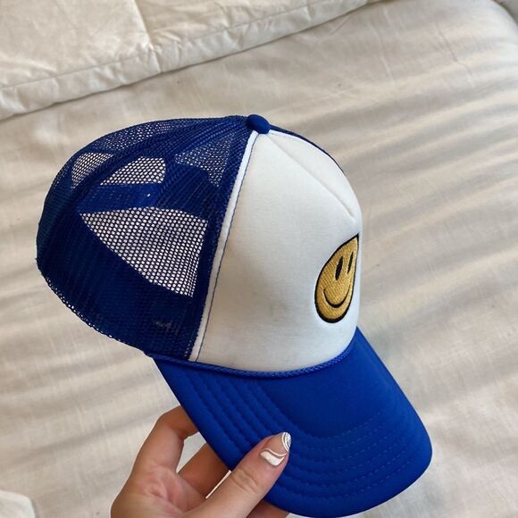 Smile Face Embroidered Foam Mesh Trucker Hat - Picture 6 of 6